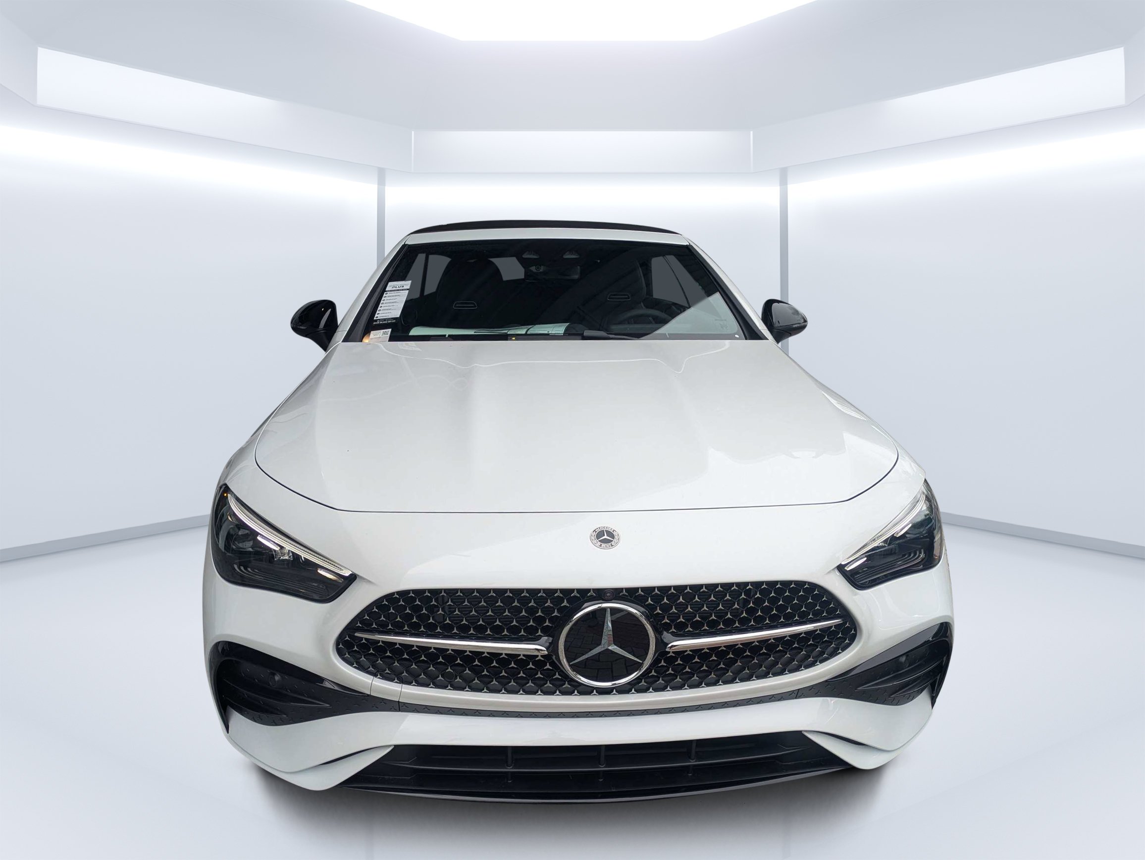 New 2027 MANUFAKTUR Moonlight White Metallic Mercedes-Benz CLE 450 image 35