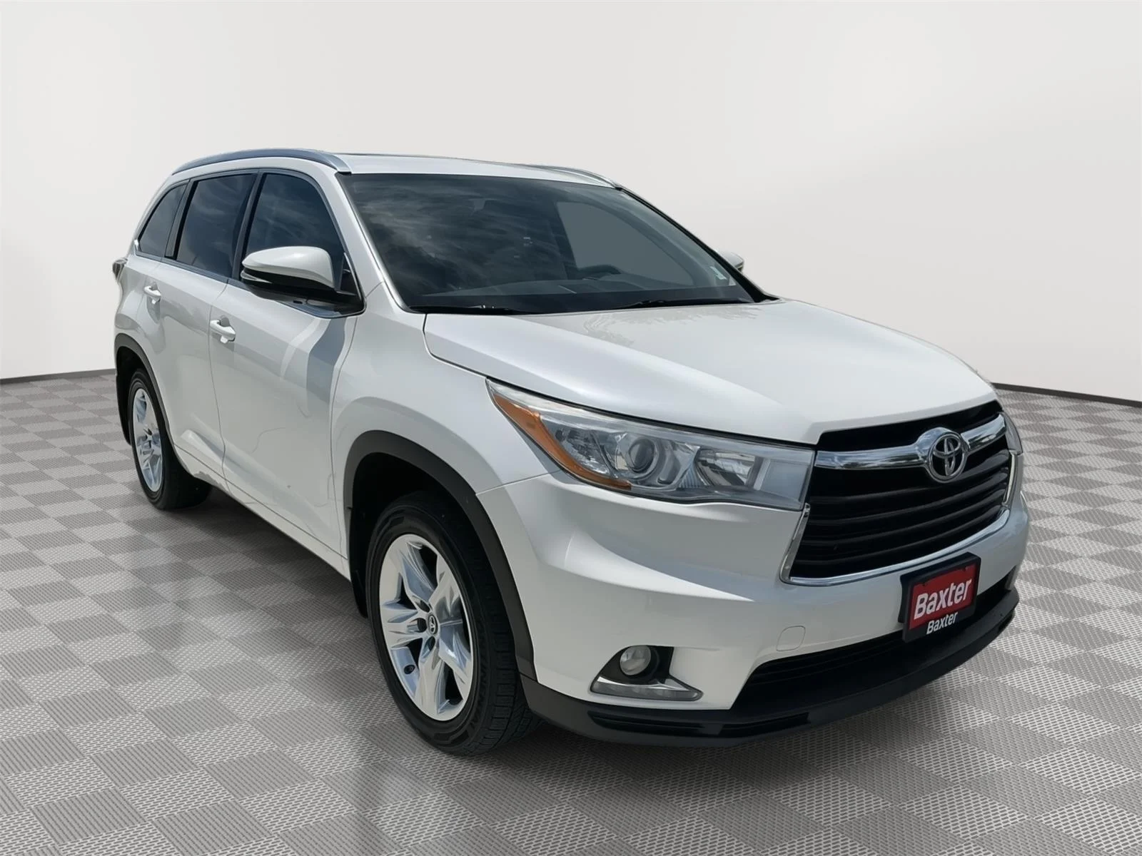 Used 2016 Blizzard Pearl TOYOTA Limited image 1