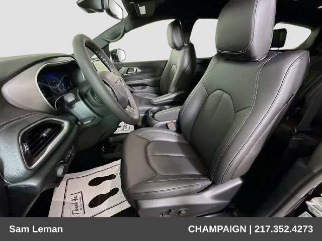 2027 Chrysler Pacifica Select - Photo 20