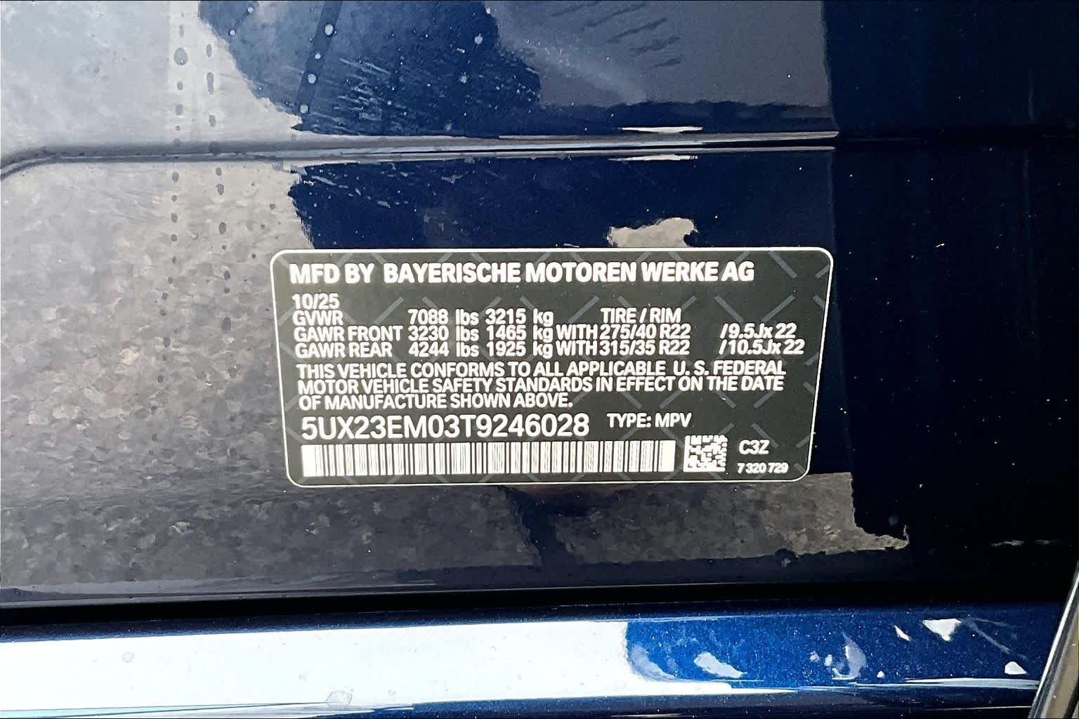 Used 2026 Tanzanite Blue II Metallic BMW xDrive40i image 18