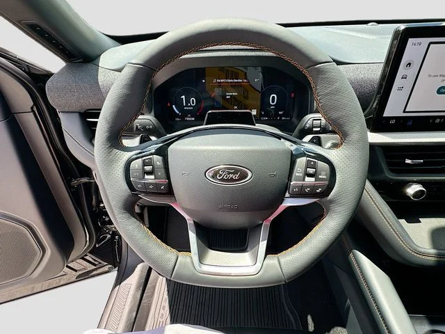 New 2026 Black Metallic Ford Tremor image 7