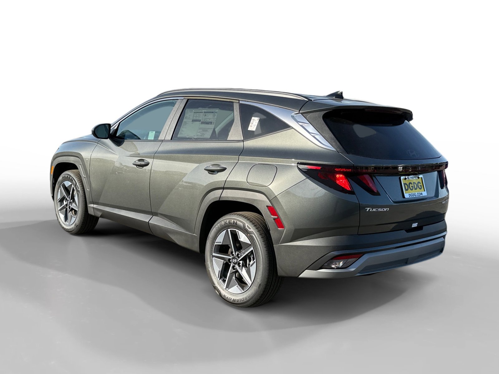 New 2026 Amazon Gray Hyundai SEL AWD image 3