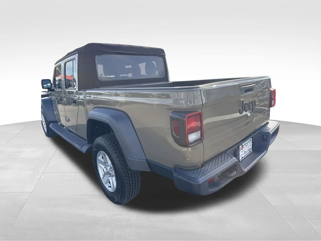Certified Used 2020  Jeep Sport image 6
