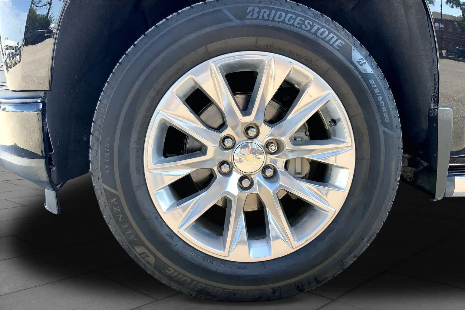 Used 2021 Black Chevrolet High Country image 10