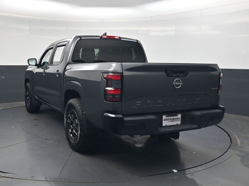 Used 2022 Gun Metallic Nissan S image 5