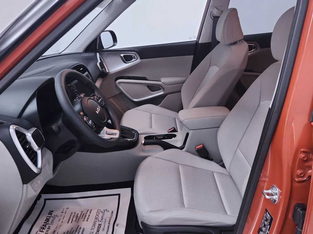 Used 2025 Red Kia LX image 13