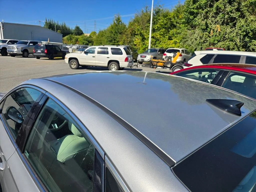 Used 2024 Silver Hyundai SEL image 15