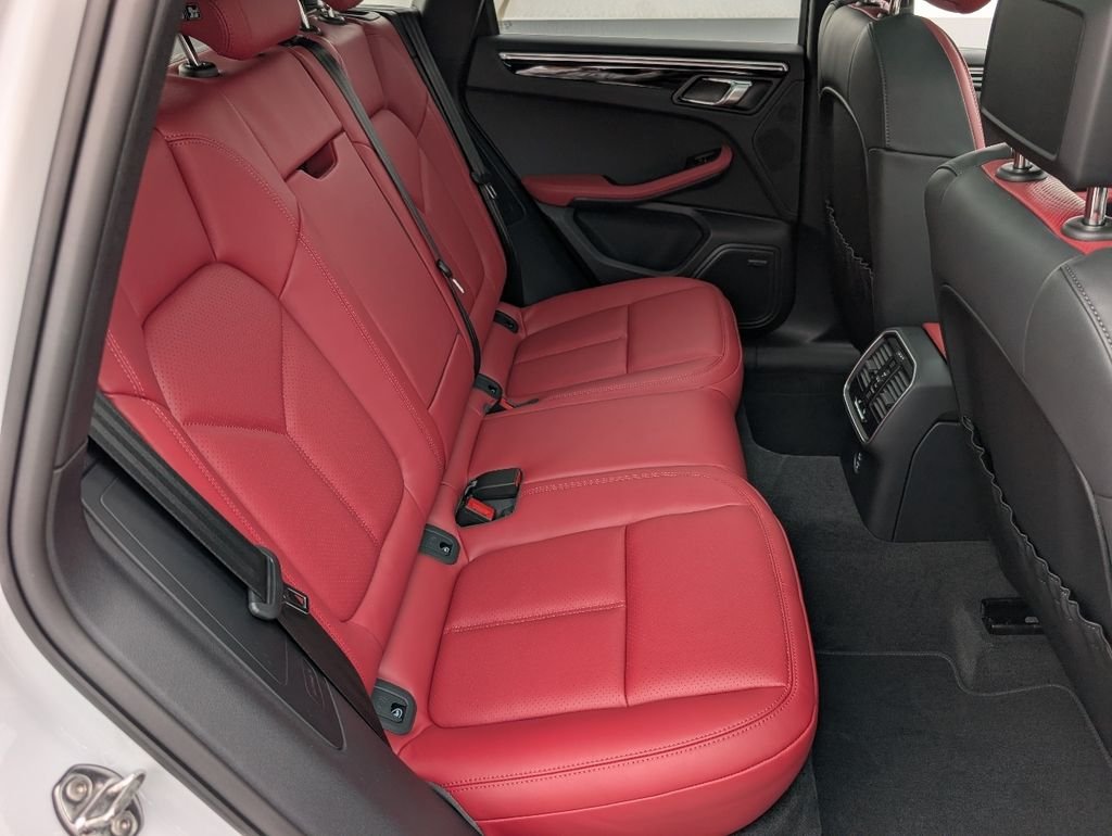 2026 Porsche Macan S - Photo 7