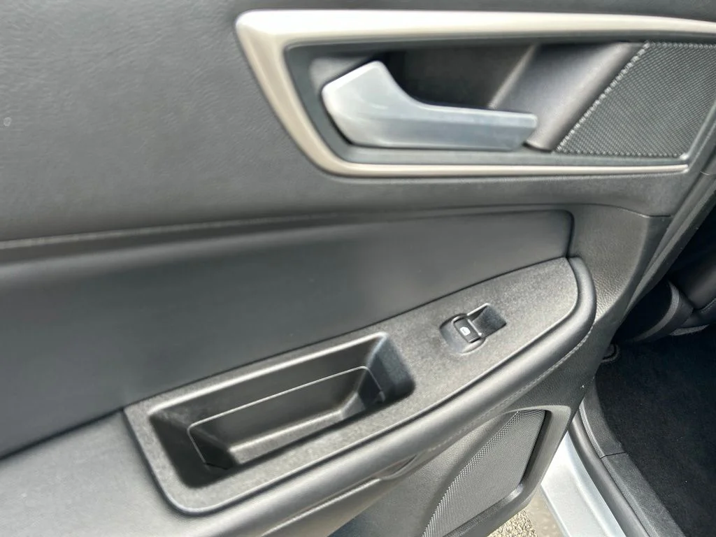 Used 2024 Silver Ford SEL image 22