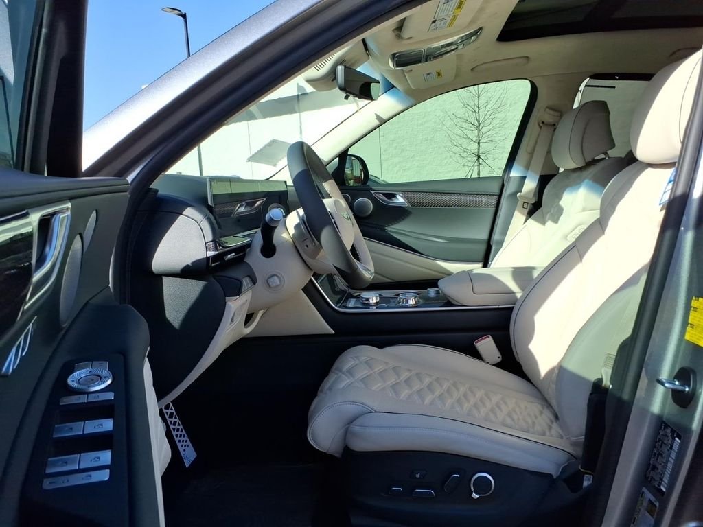 New 2026 Silver Genesis 3.5T e-SC image 15
