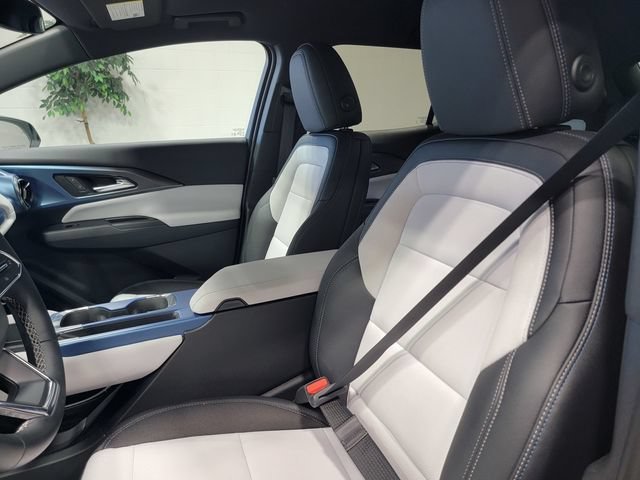 2026 Chevrolet Equinox EV 2LT - Photo 12
