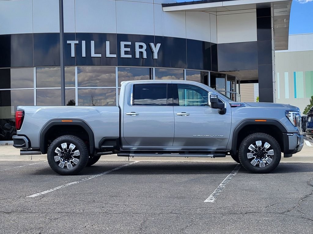 2026 GMC Sierra 4WD Crew Cab Standard Box Denali's photo