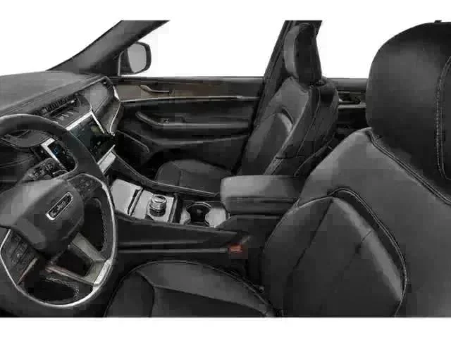 New 2026 Baltic Gray Metallic Clear-Coat Exterior Paint Jeep Limited image 6