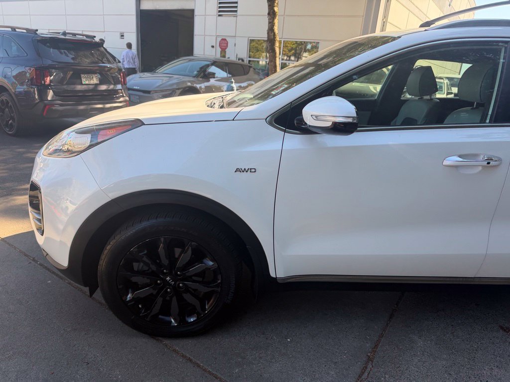 Used 2019 Snow White Pearl Kia EX image 7