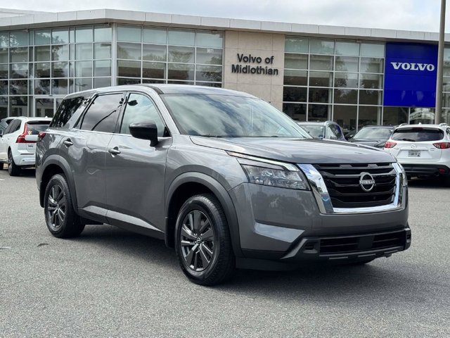2023 Nissan Pathfinder S