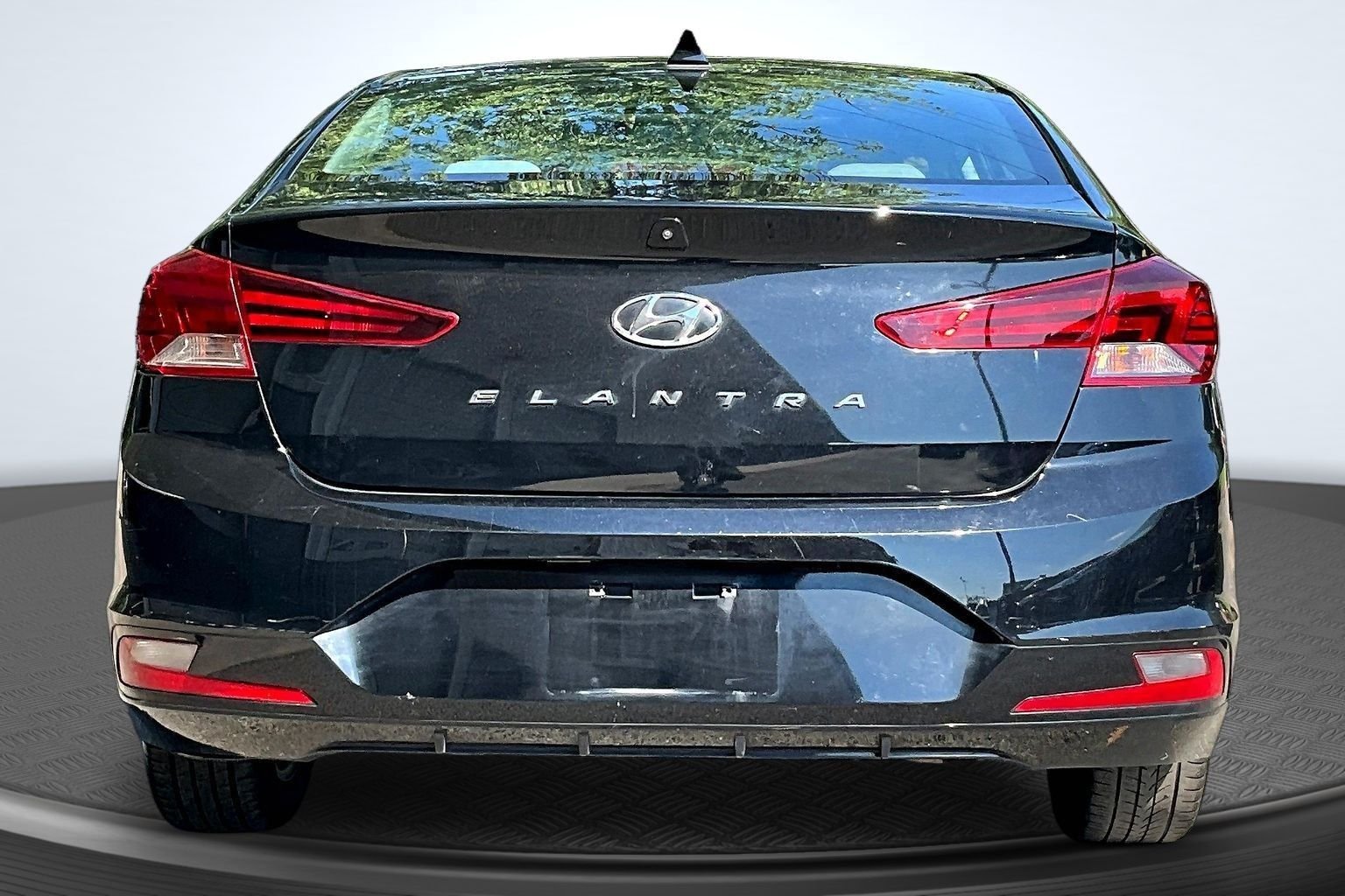 Used 2020 Black Hyundai Value Edition image 3