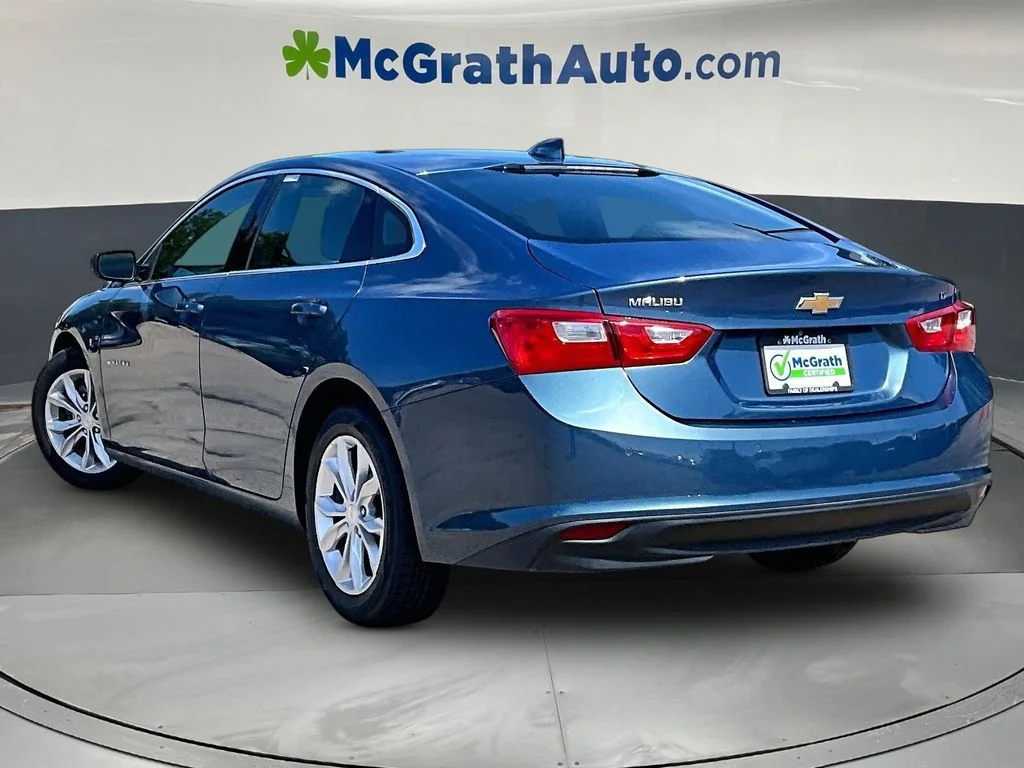 Used 2024 Blue Chevrolet LT image 5