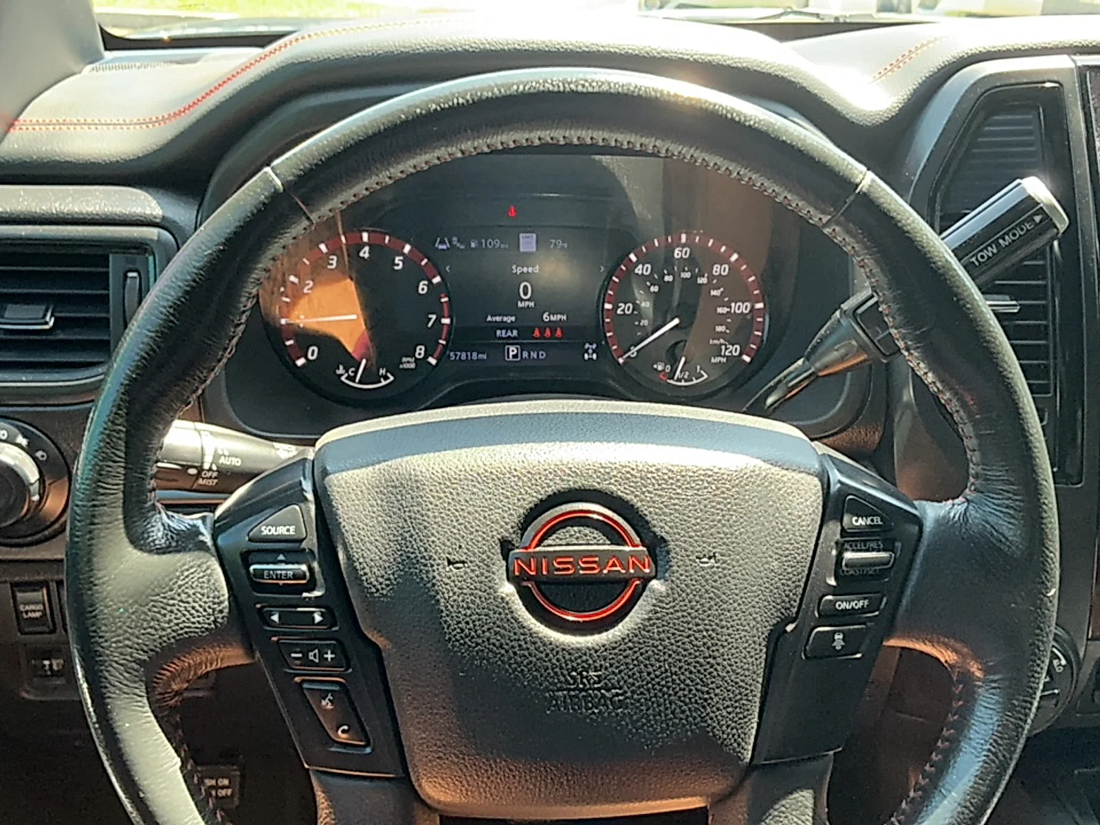 Used 2023  Nissan Crew Cab PRO-4X 4x4 image 8
