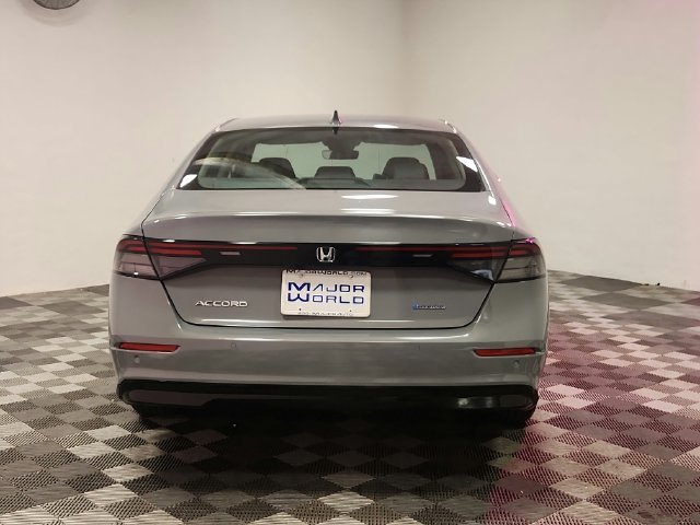 Used 2024 Gray Honda EX-L image 6