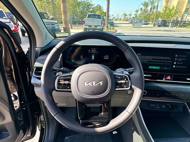 New 2026 Aurora Black Pearl Kia LXS image 11