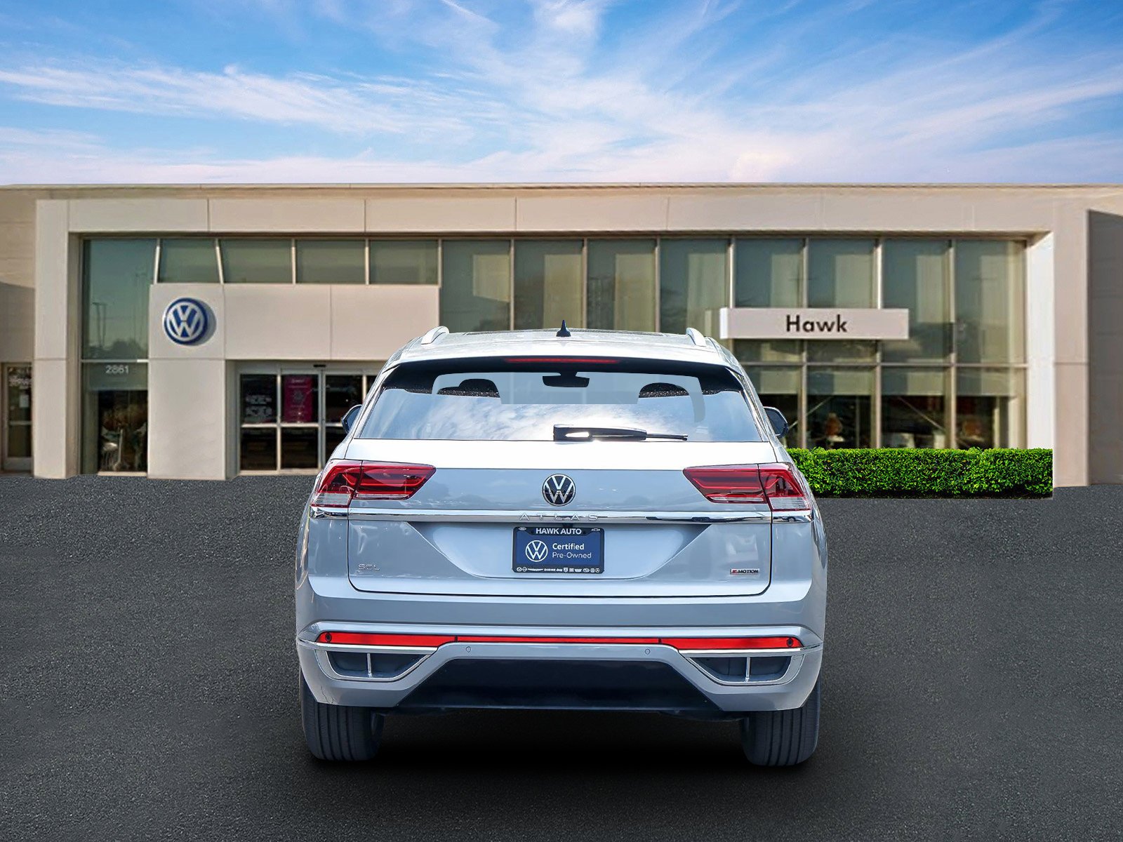 Used 2022 Pyrite Silver Metallic Volkswagen 2.0T SEL R-Line image 6