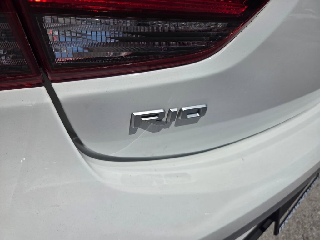 Used 2023 White Kia LX image 11