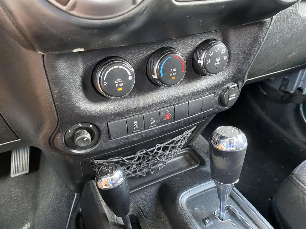 Used 2013 Silver Jeep Sport image 19