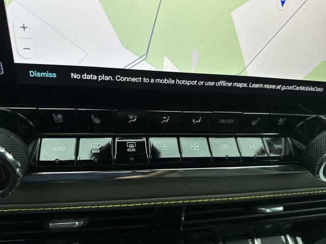 Used 2025 Blue Chevrolet ZR2 image 21