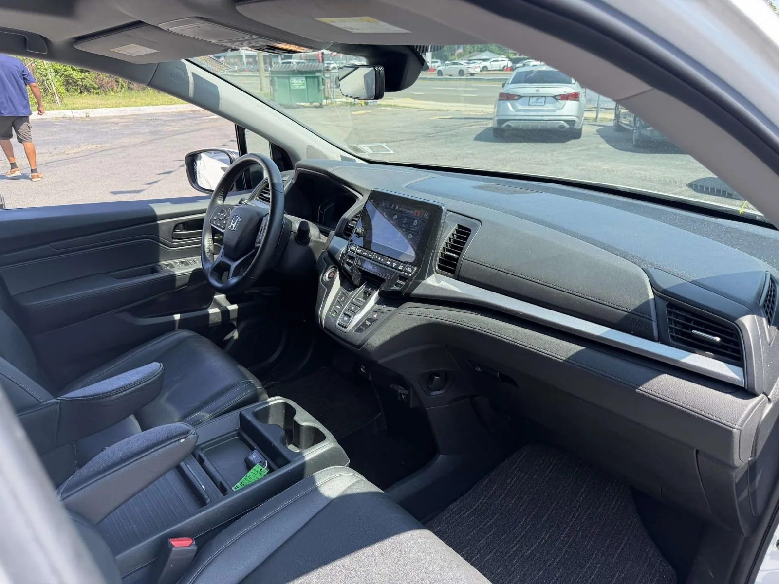 Used 2023 White Honda EX-L image 8