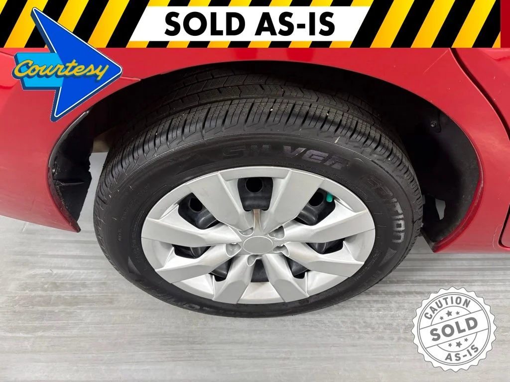 Used 2016 Red Toyota LE image 10