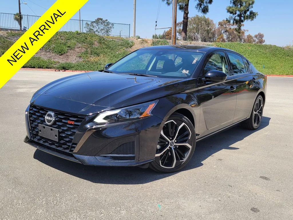 2023 Nissan Altima 2.5 SR's photo