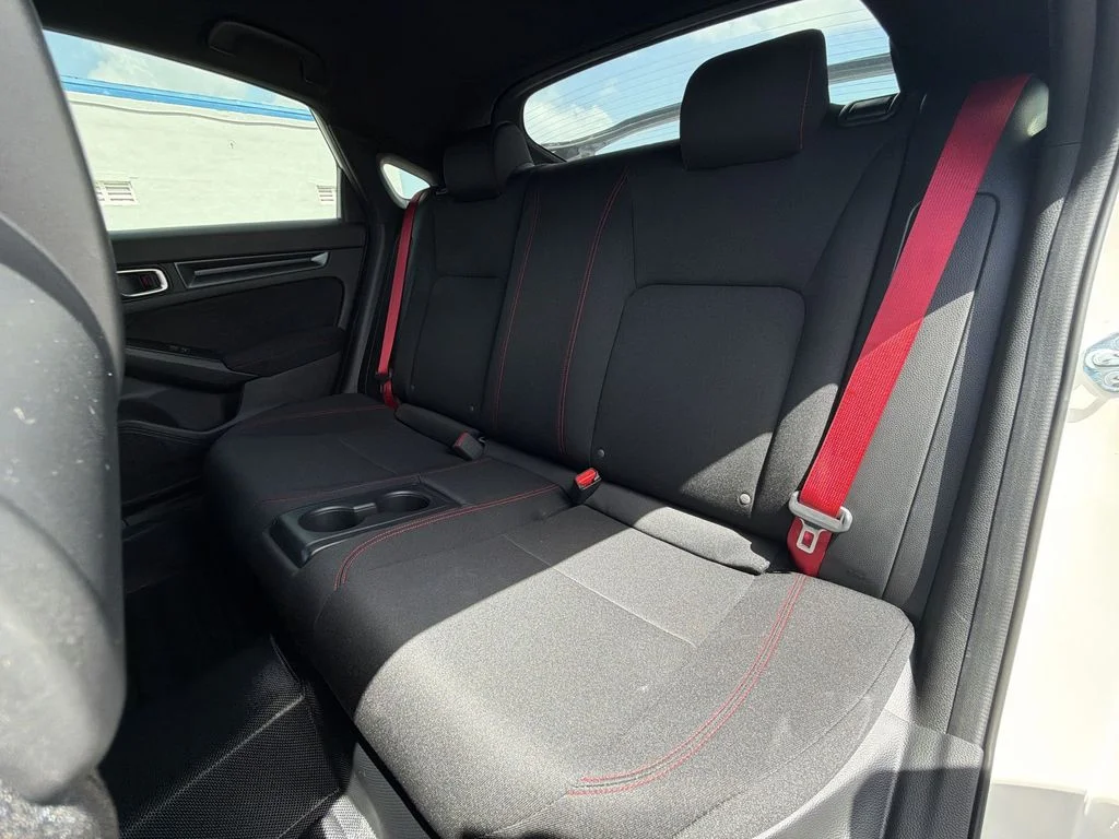 Used 2025 White Honda  image 32