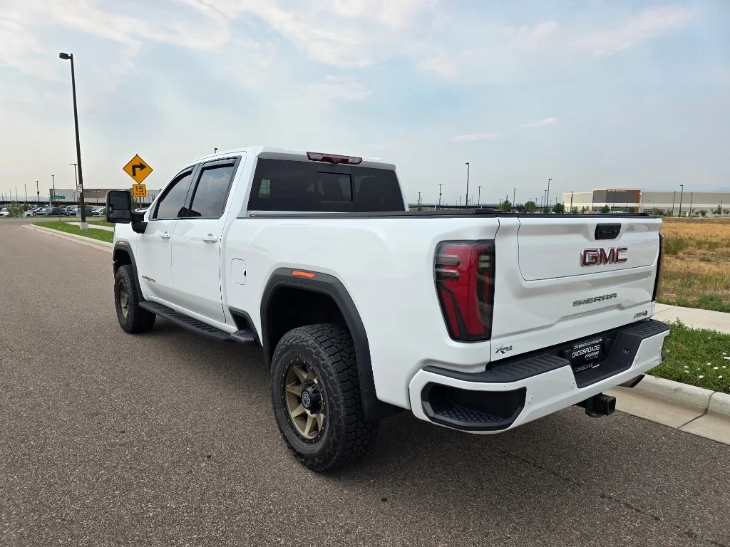 Used 2024 Summit White GMC AT4 image 3