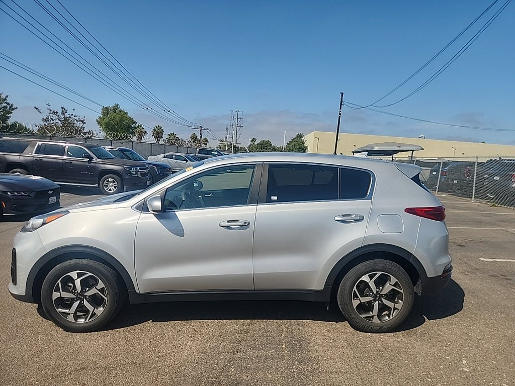 Certified Used 2022 Sparkling Silver Kia LX image 9