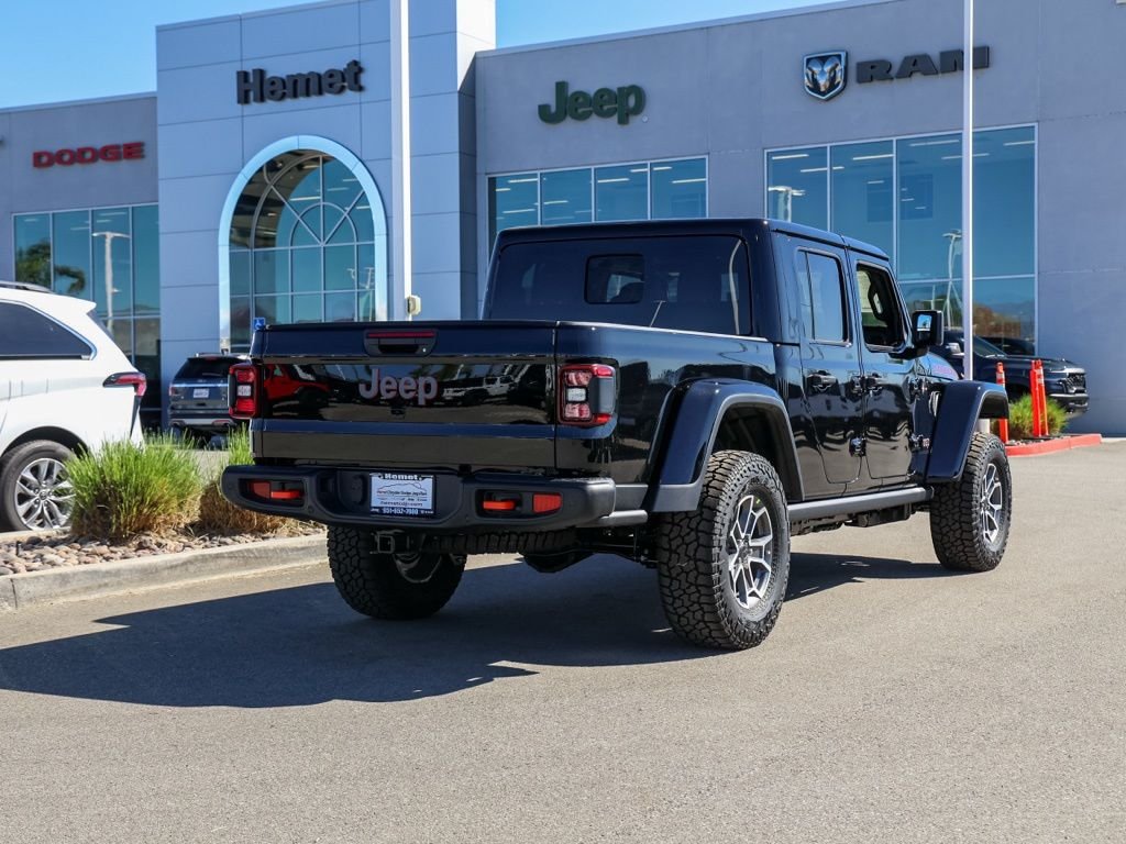 New 2026 Black Clear-Coat Exterior Paint Jeep Mojave image 3