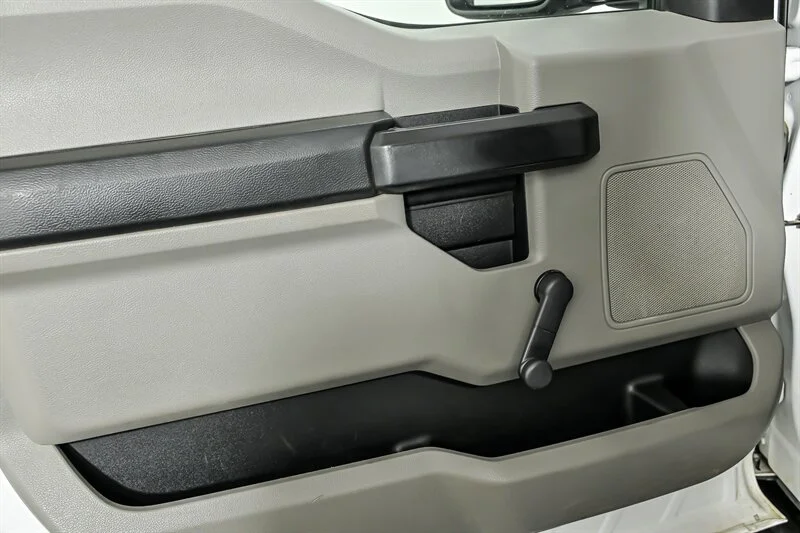 Used 2017 Oxford White Ford XL image 12