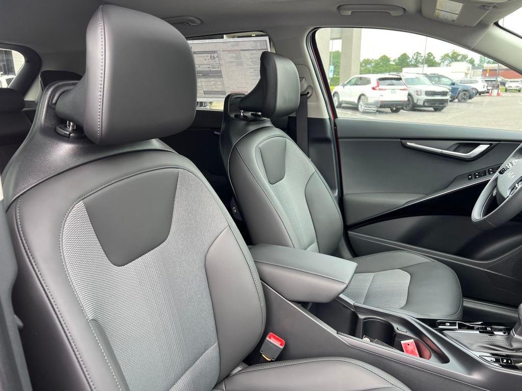 2025 Kia Niro EX Touring - Photo 33
