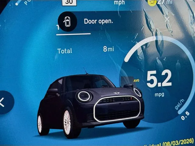 New 2026 Black MINI Iconic image 8