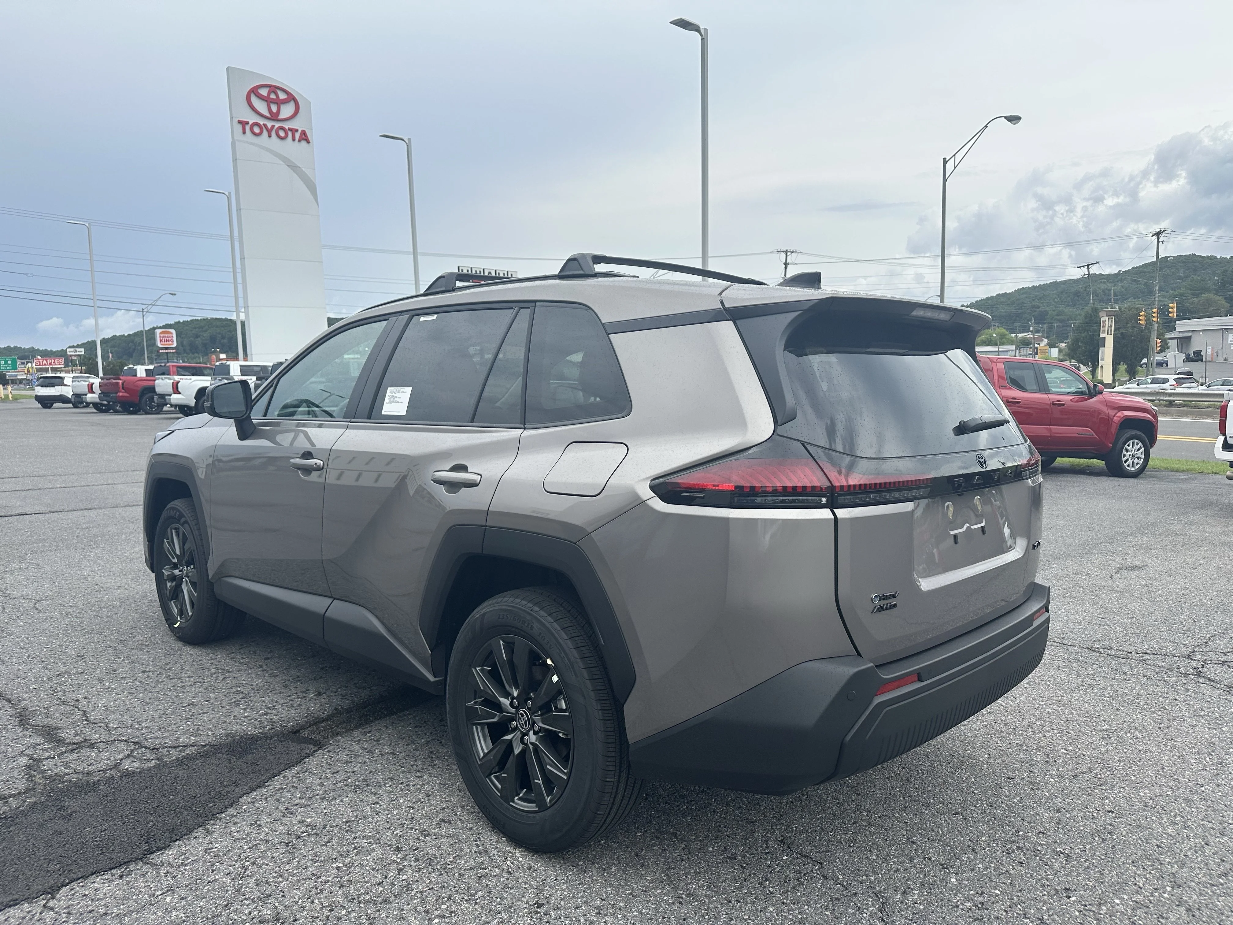 New 2026 METEOR SHOWER Toyota XLE Premium image 5