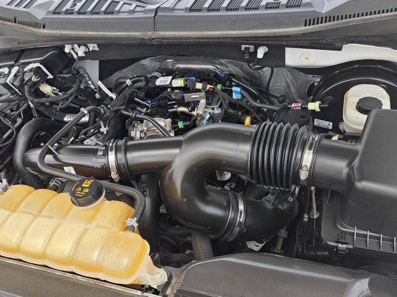 Used 2020 Oxford White FORD XLT 2WD SUPERCREW 5.5