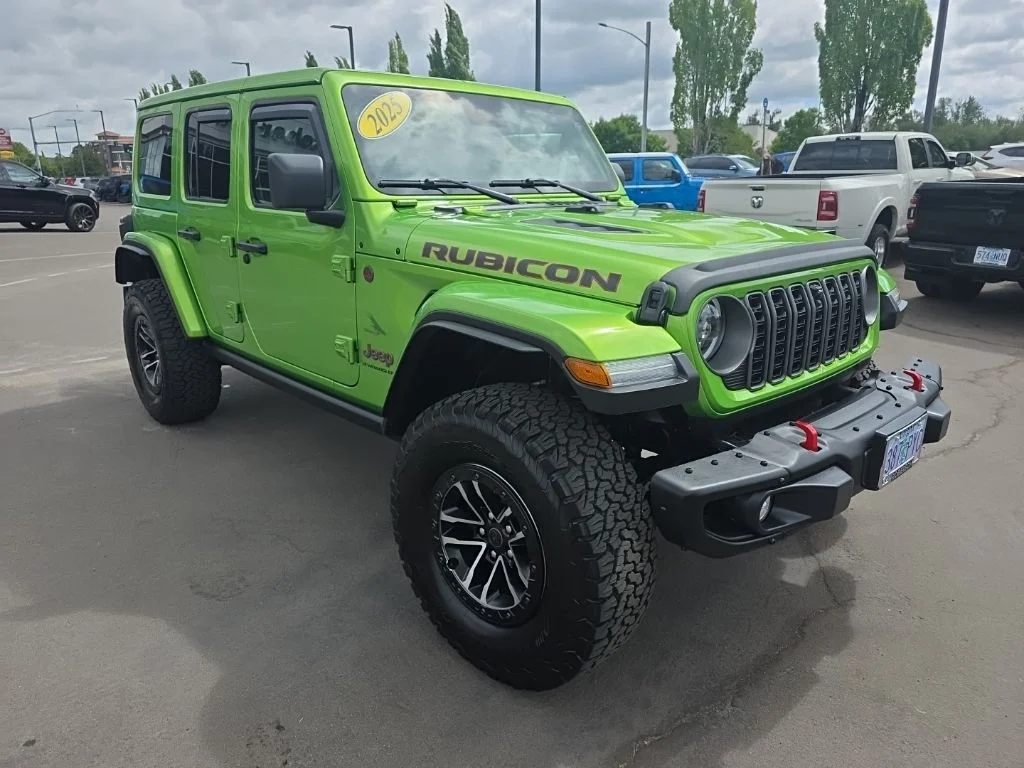 Used 2025 Green Jeep Rubicon image 7
