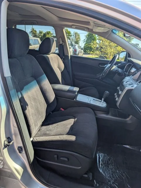 Used 2012 Silver Nissan SV image 20