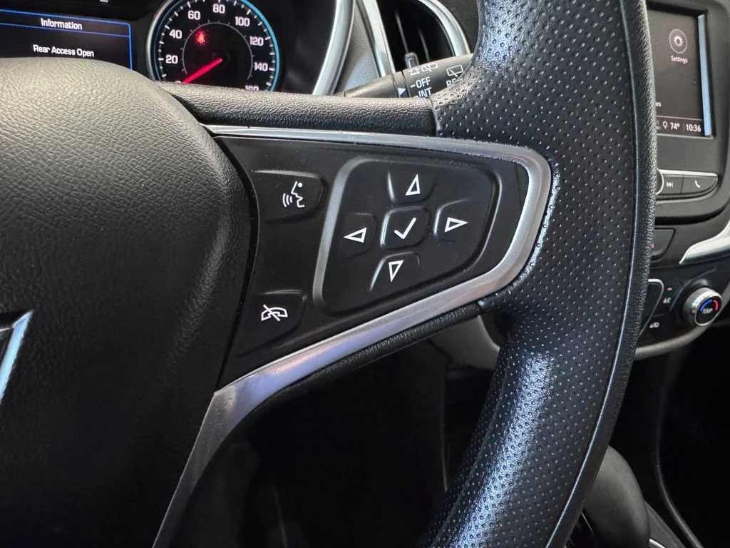 2022 Chevrolet Equinox LS - Photo 15