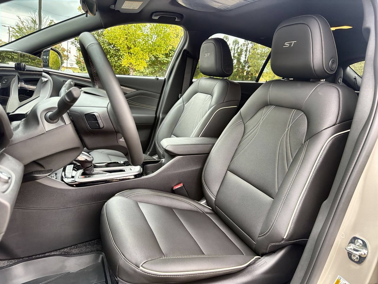 2026 Buick Envista Sport Touring - Photo 16