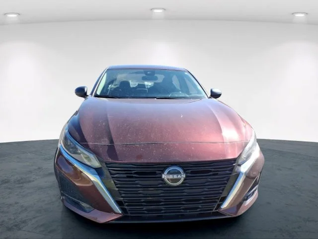 Used 2025 Red Nissan 2.5 SV image 6