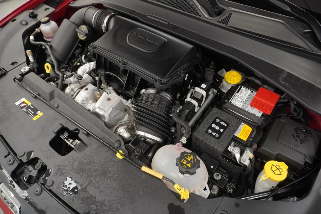 Certified Used 2025 Red Jeep Latitude image 51