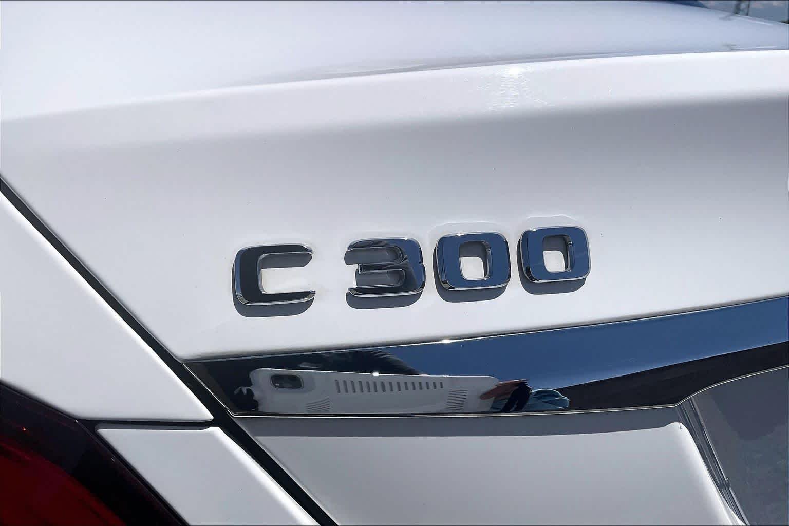 Used 2019 Polar White Mercedes-Benz C 300 image 28