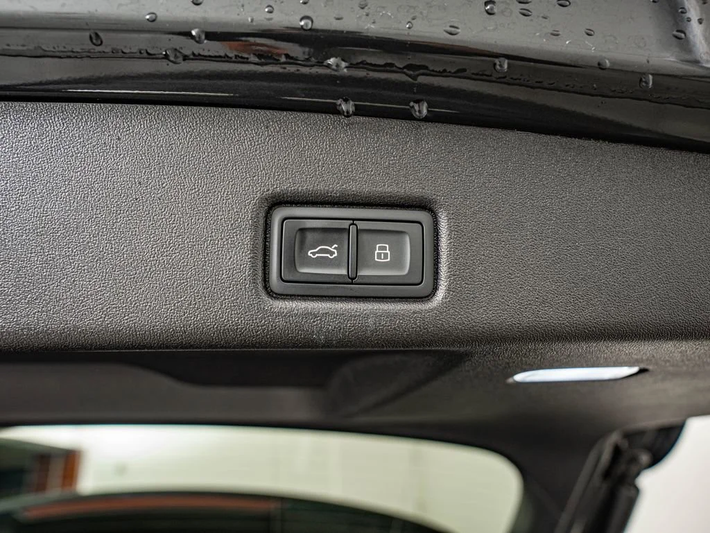 Used 2025 Gray Metallic Audi 2.0T Premium image 37
