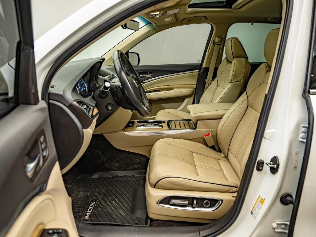 Used 2019 White Diamond Pearl Acura 3.5L Advance Package image 33
