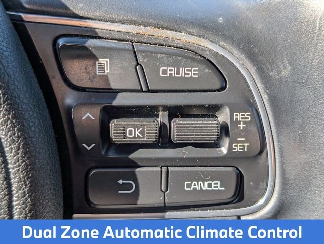 Used 2016 White Kia LX image 19